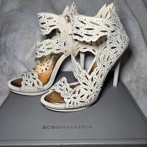 BCBGMAXAZRIA Faricia Iridescent Suede Cutout Heels Rhinestone Sandals 8